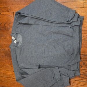 Grey Gildan Sweatshirt